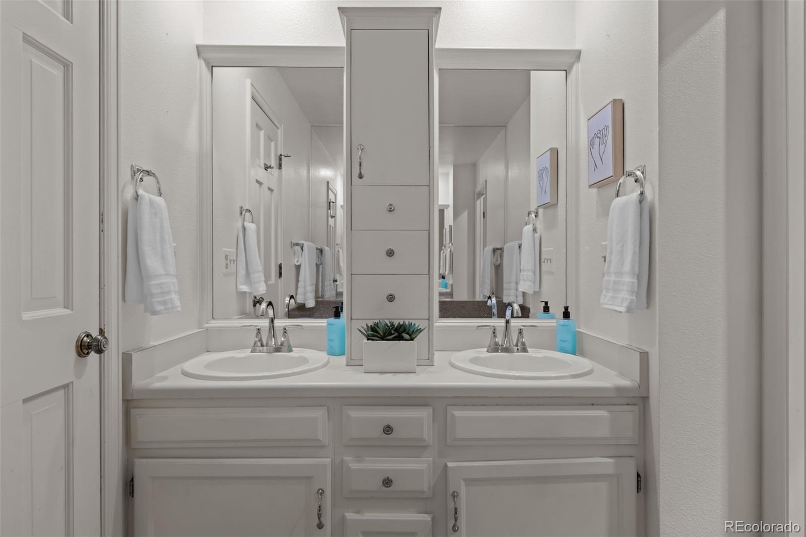 MLS Image #20 for 2090 s gray drive,lakewood, Colorado
