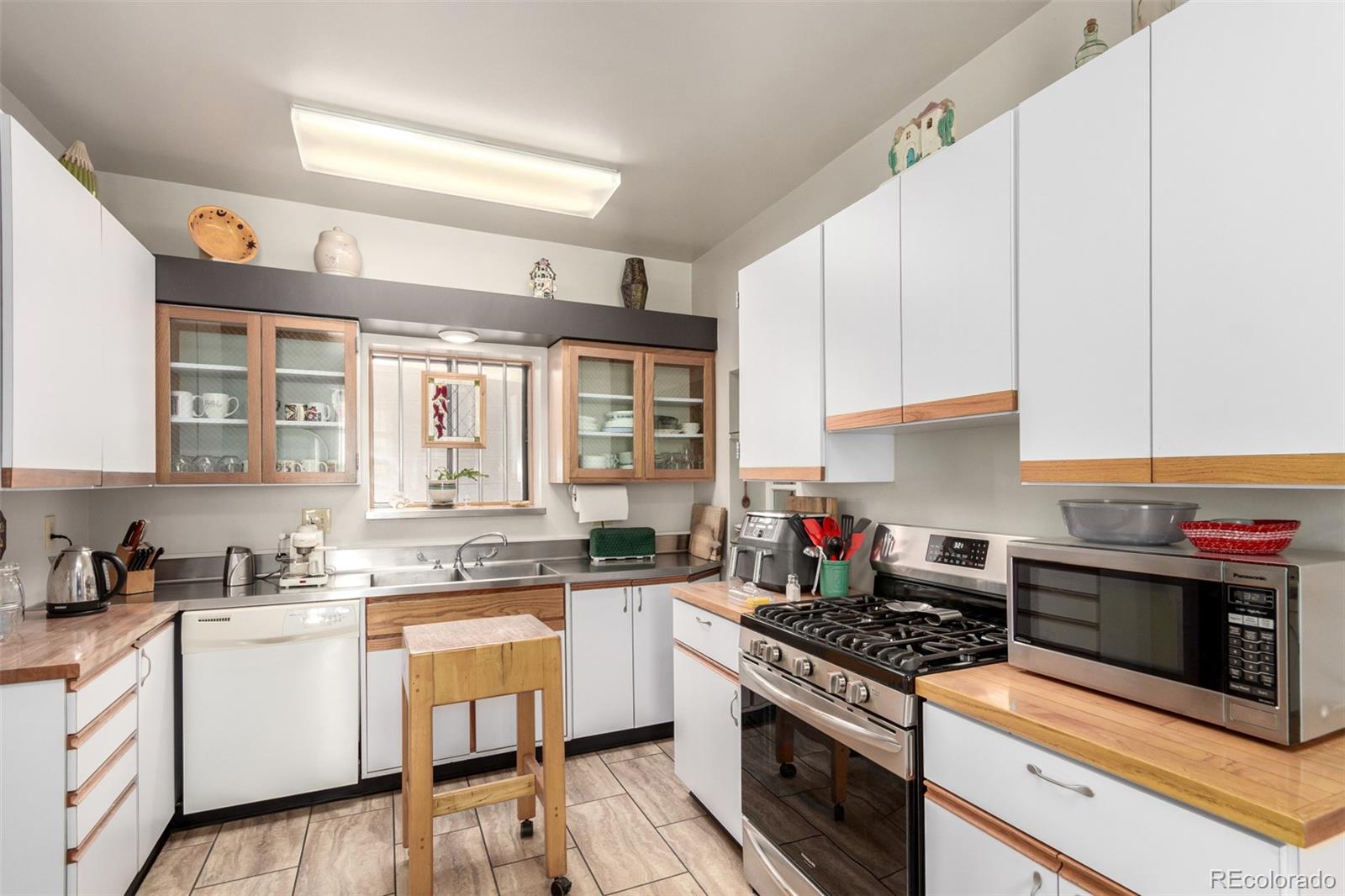 MLS Image #14 for 2530  arapahoe street,denver, Colorado