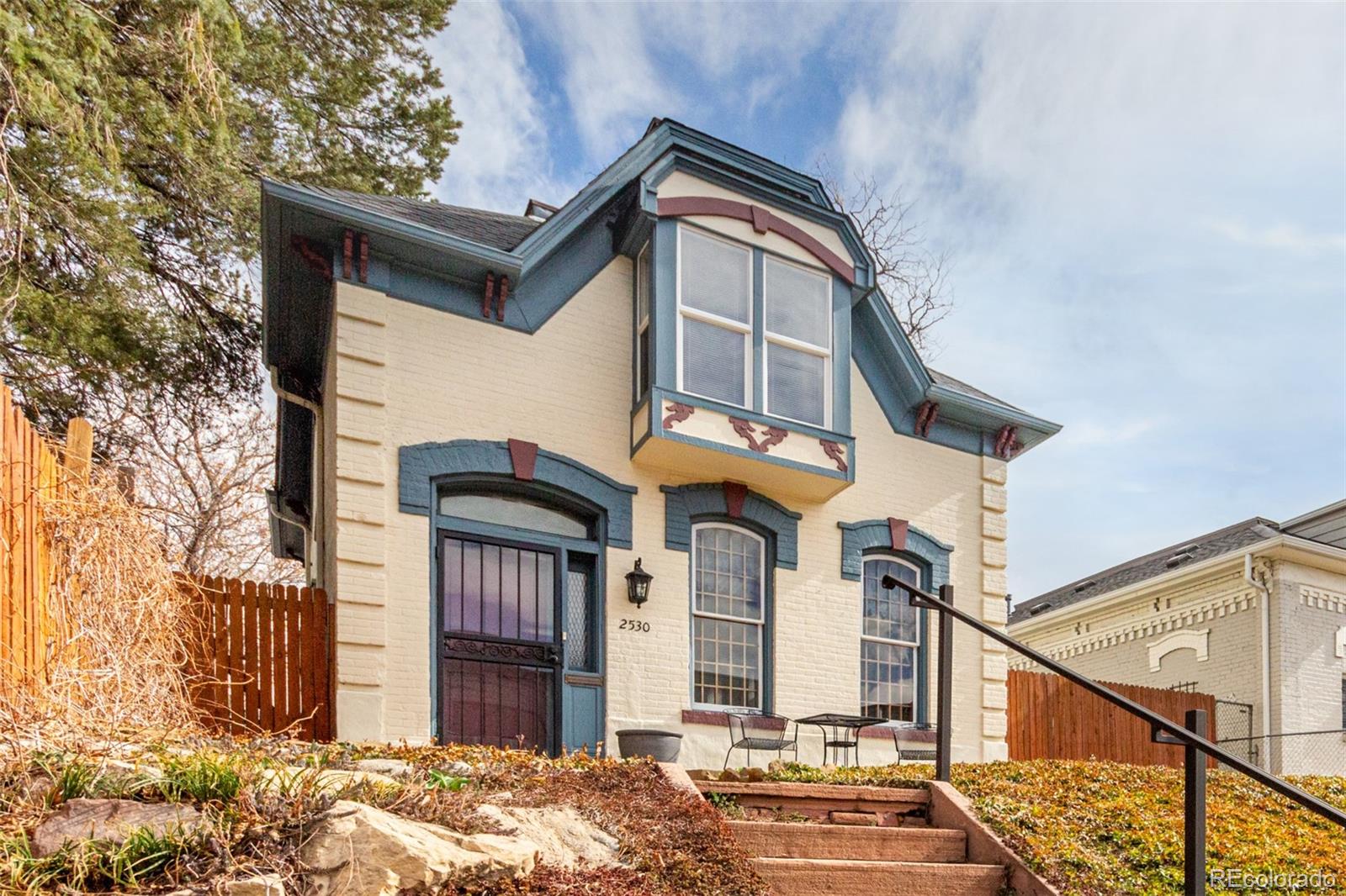 MLS Image #5 for 2530  arapahoe street,denver, Colorado