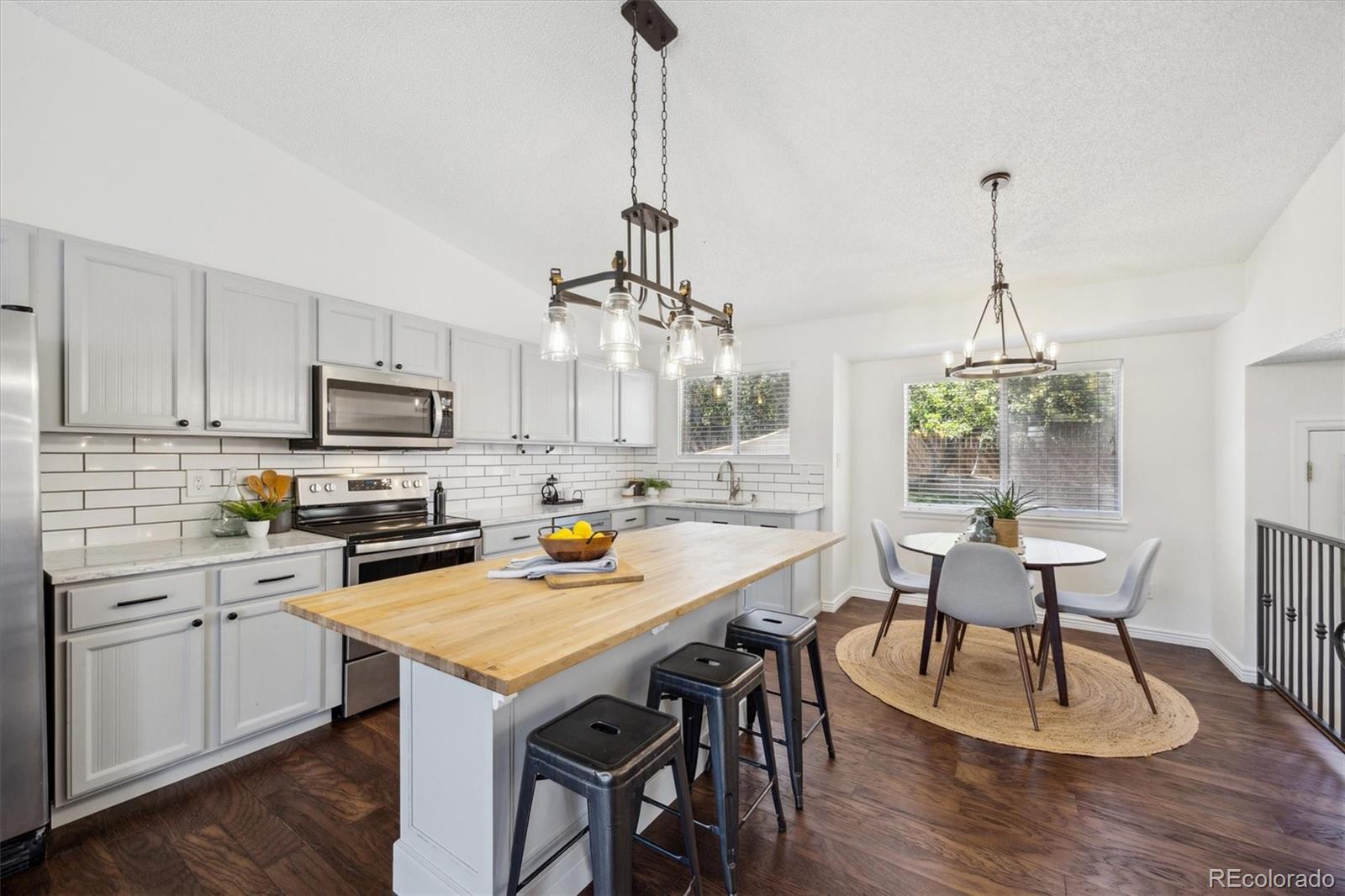 MLS Image #2 for 9763  cove creek drive,highlands ranch, Colorado