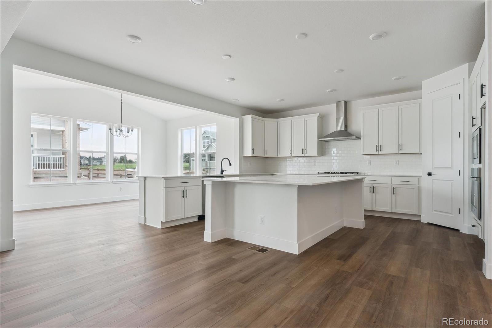 MLS Image #5 for 8230  snake river street,littleton, Colorado