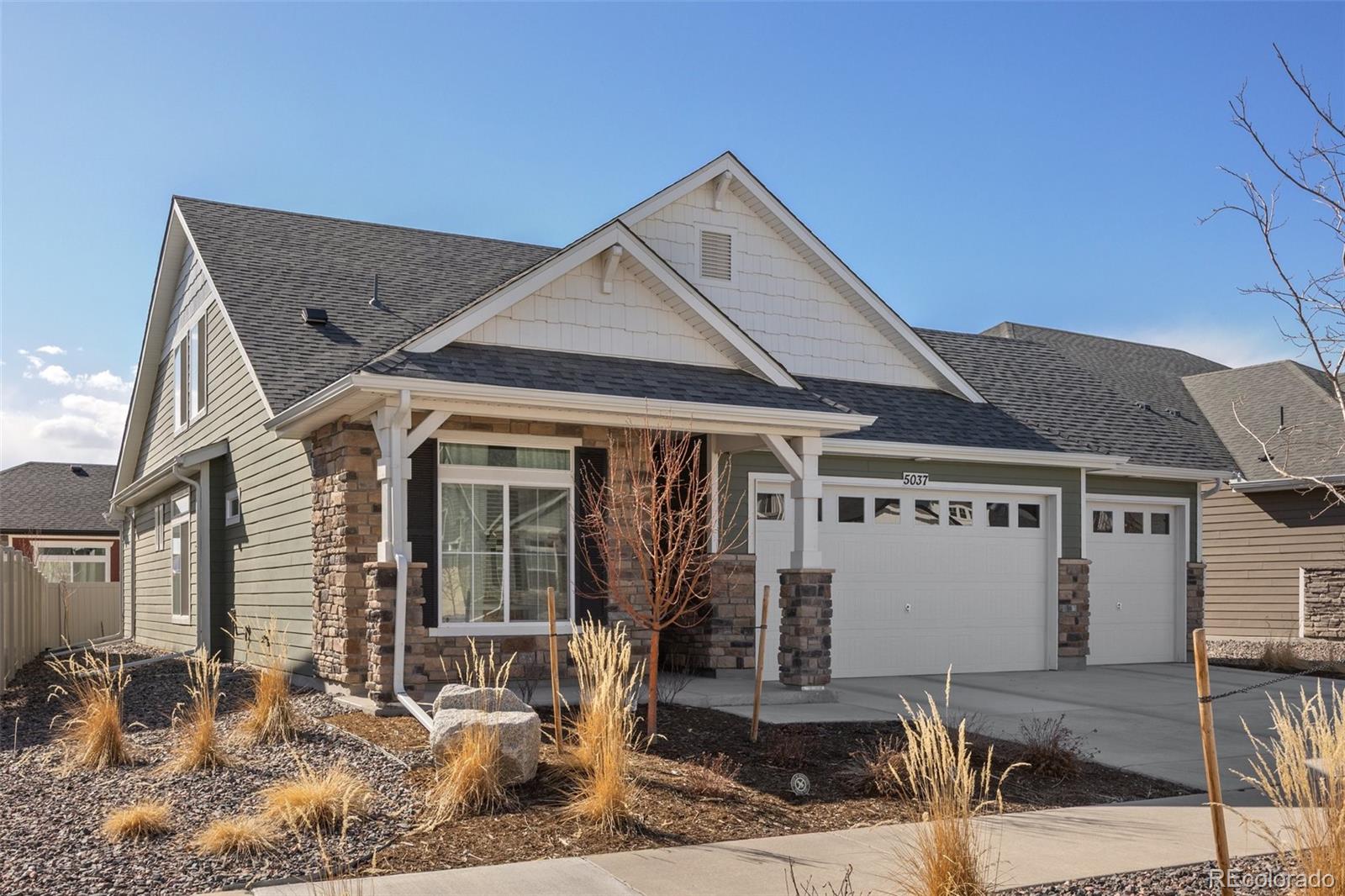MLS Image #2 for 5037 n quemoy street,aurora, Colorado