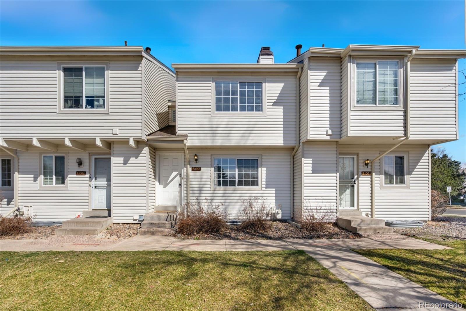 MLS Image #0 for 4106 s mobile circle,aurora, Colorado