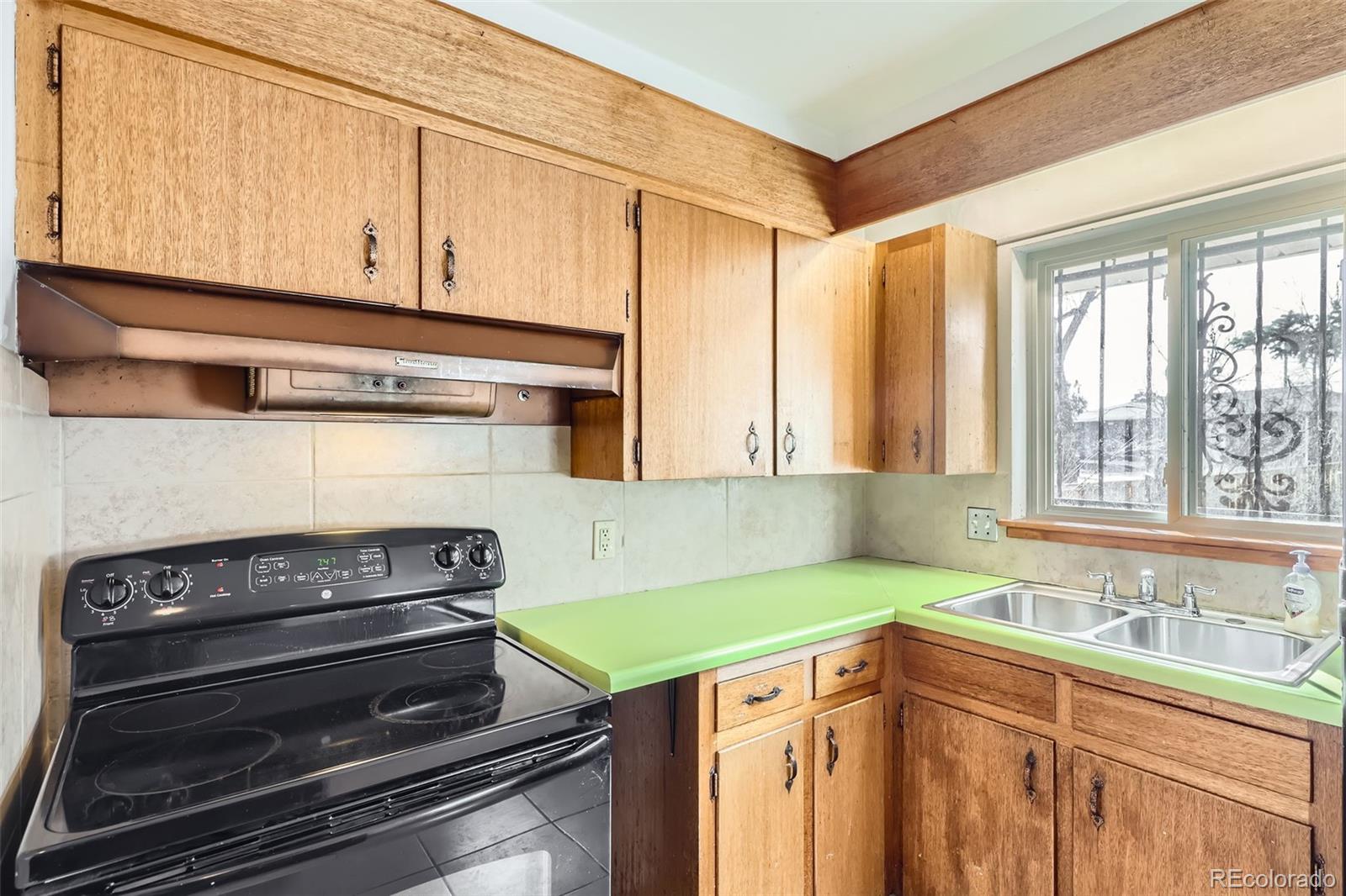 MLS Image #9 for 10040 w 78th avenue,arvada, Colorado