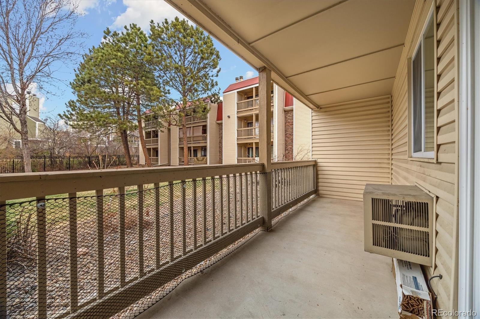 MLS Image #11 for 14720 e kentucky drive,aurora, Colorado