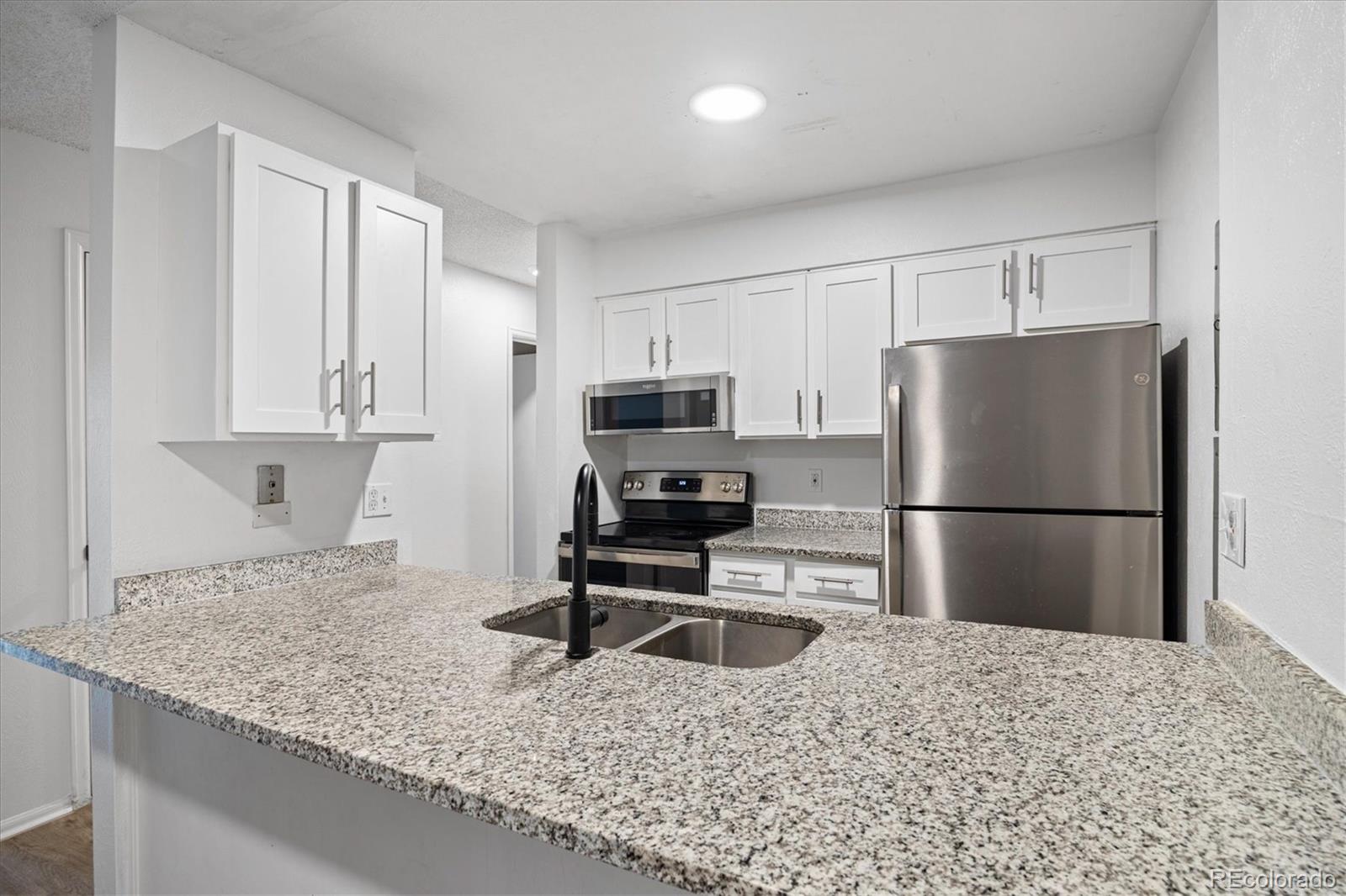MLS Image #3 for 14720 e kentucky drive,aurora, Colorado