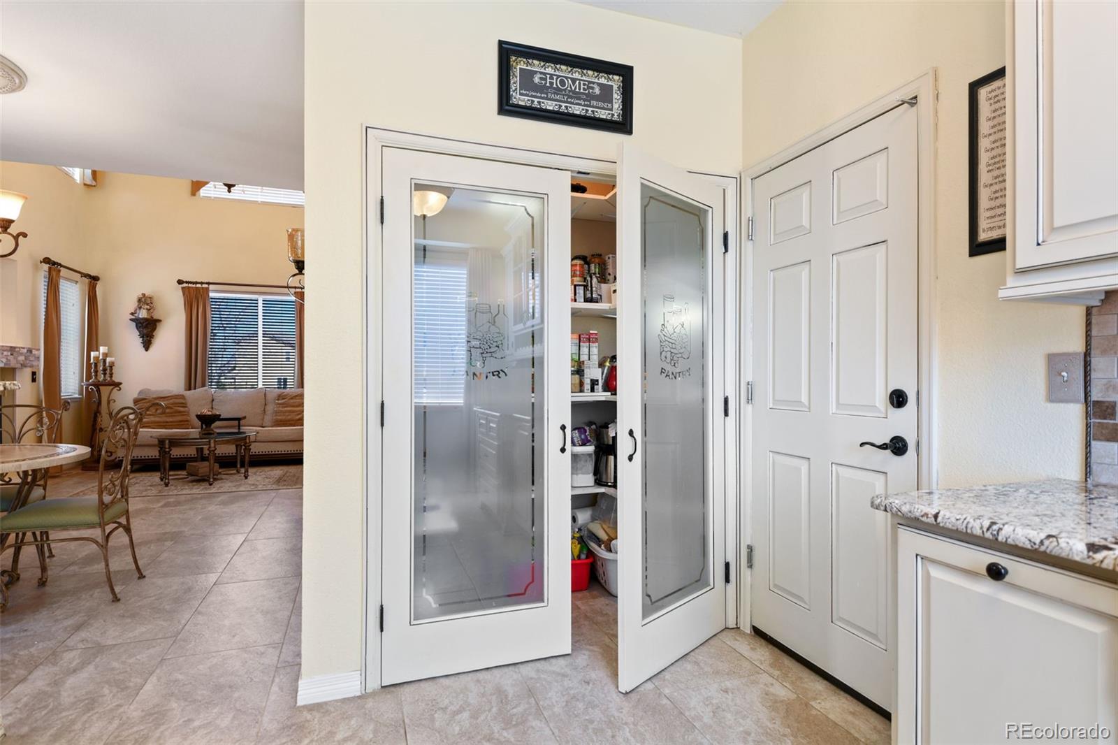 MLS Image #14 for 10041  dillon circle,commerce city, Colorado