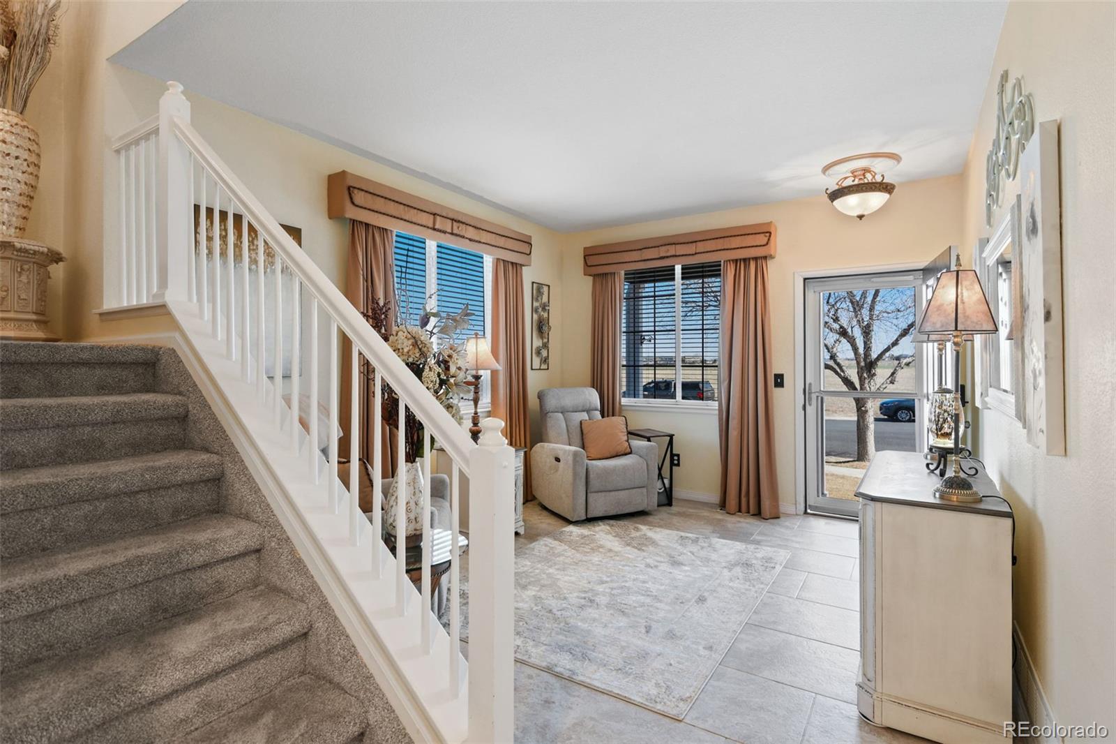 MLS Image #3 for 10041  dillon circle,commerce city, Colorado