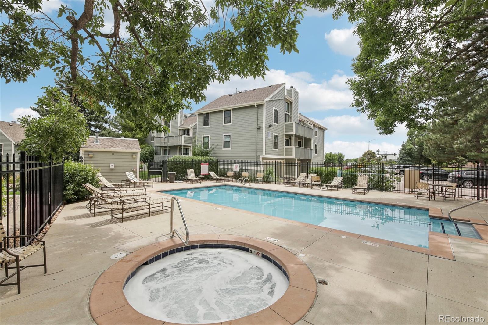 MLS Image #25 for 10335 e peakview avenue b,englewood, Colorado