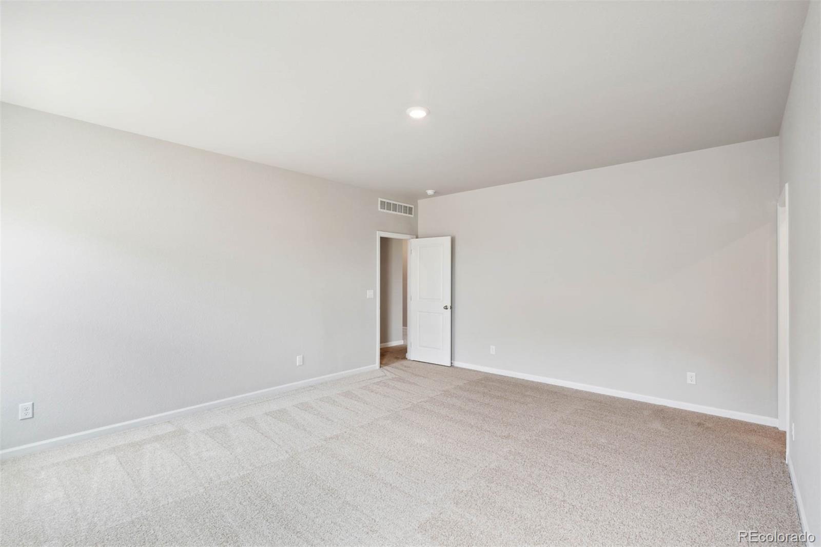 MLS Image #8 for 1055  long meadows street,severance, Colorado