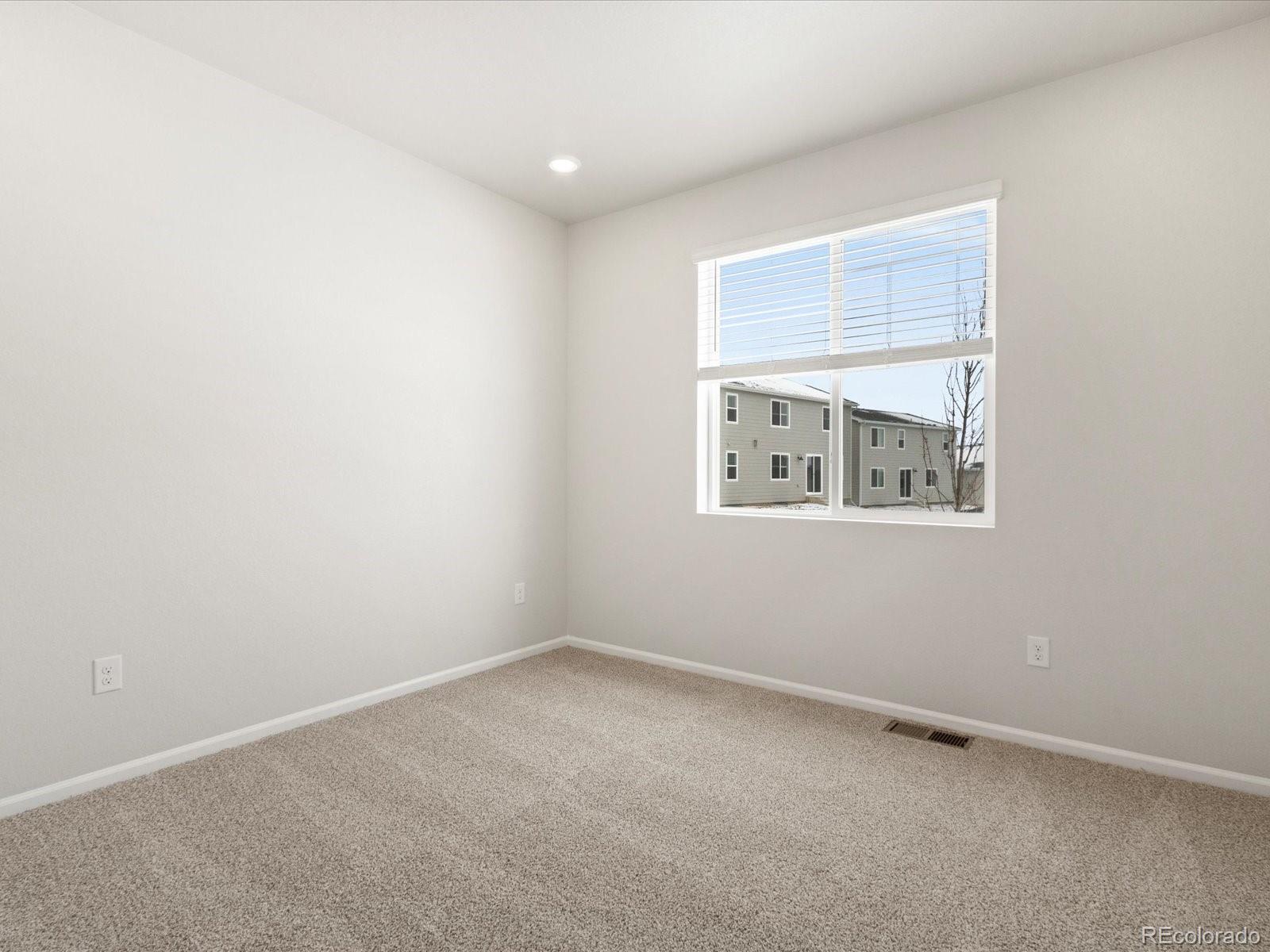 MLS Image #2 for 1638  rumley creek drive,windsor, Colorado
