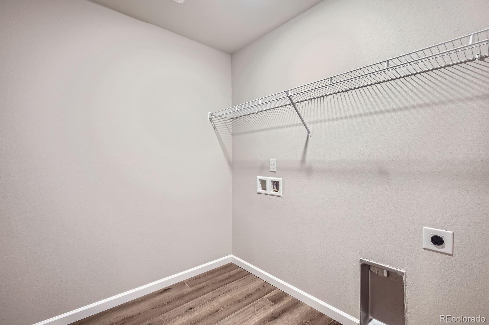 MLS Image #20 for 143  robin road,johnstown, Colorado