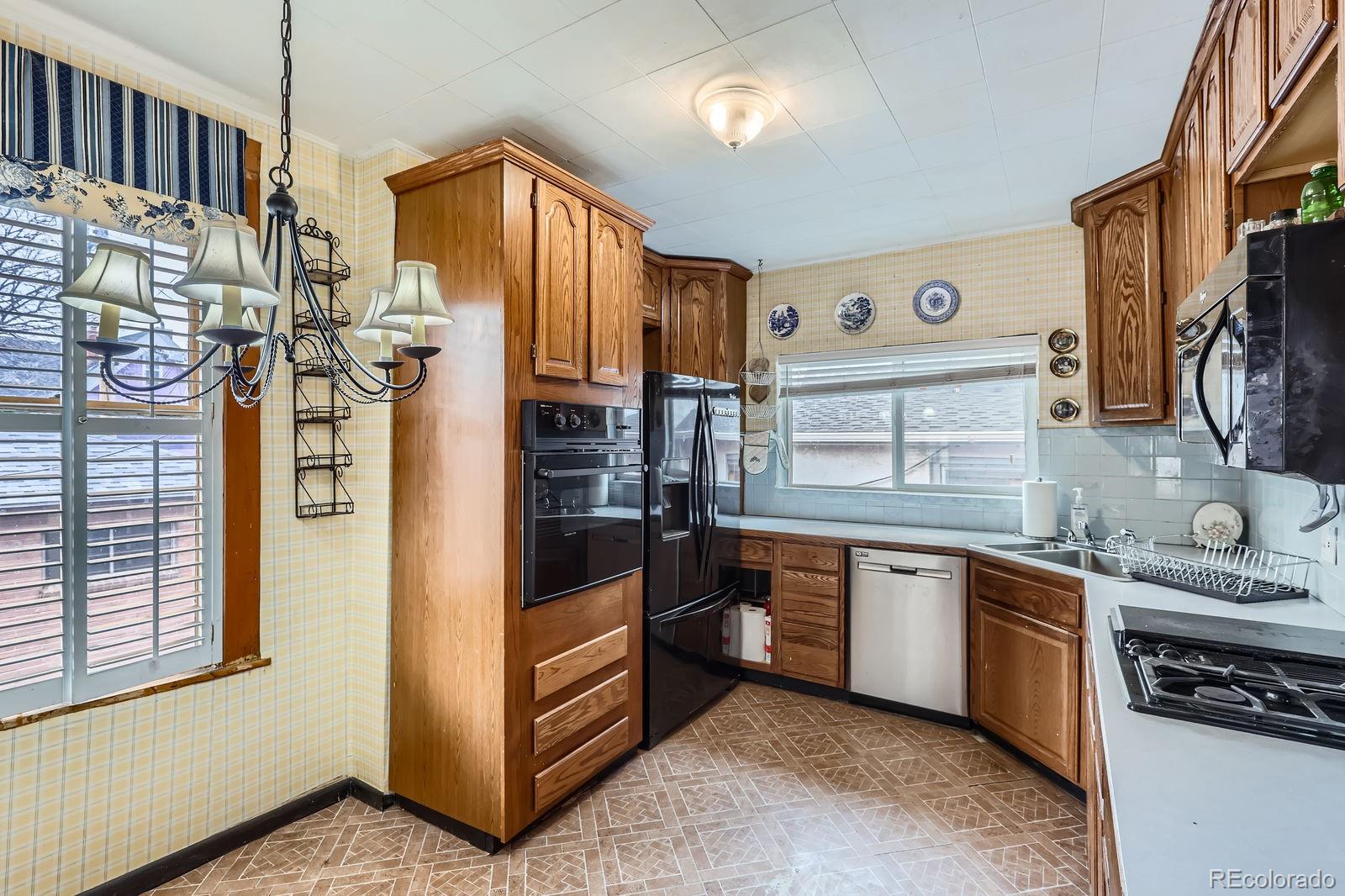 MLS Image #8 for 1229  josephine street,denver, Colorado