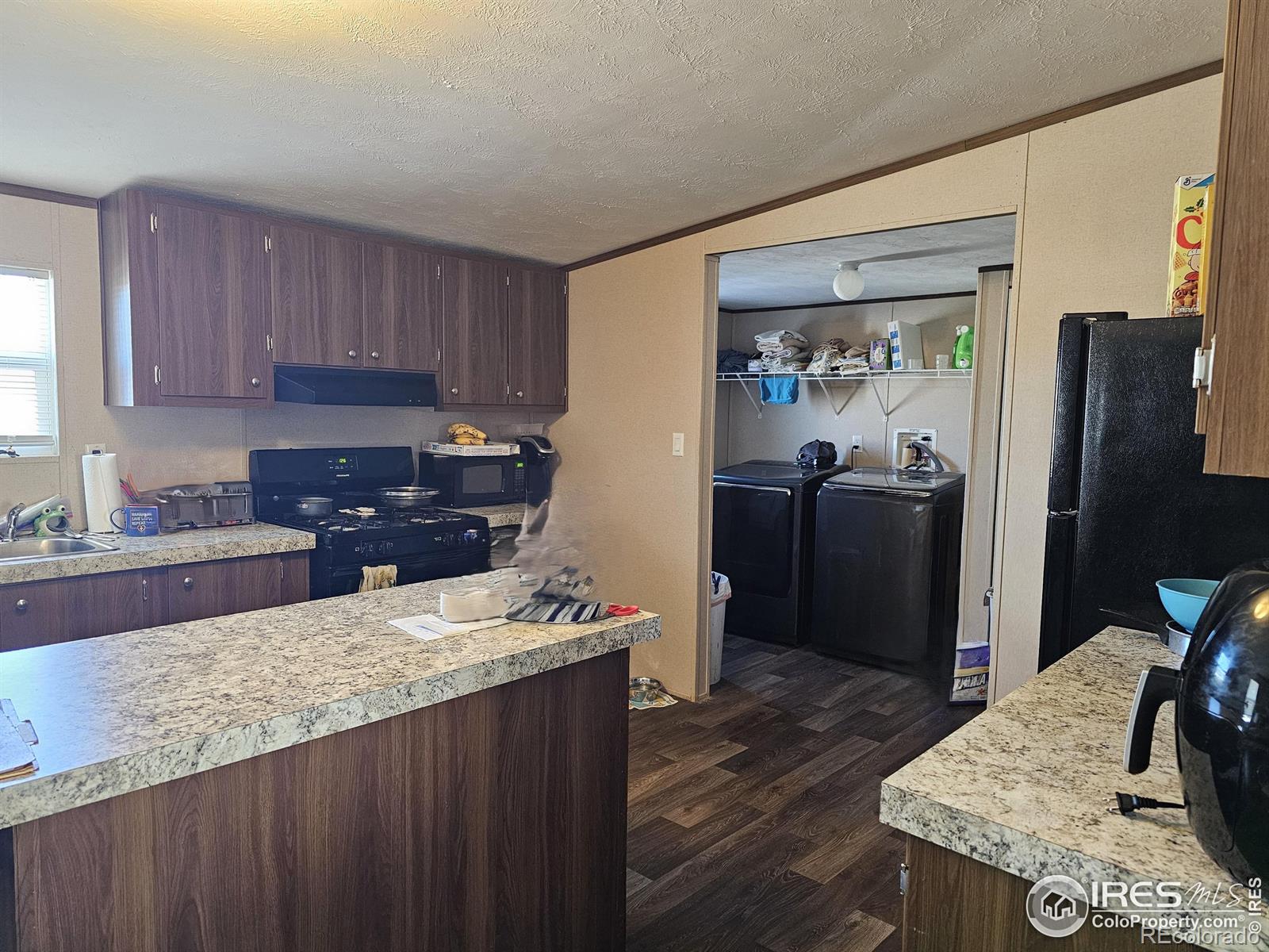 MLS Image #5 for 219  larch drive,log lane village, Colorado