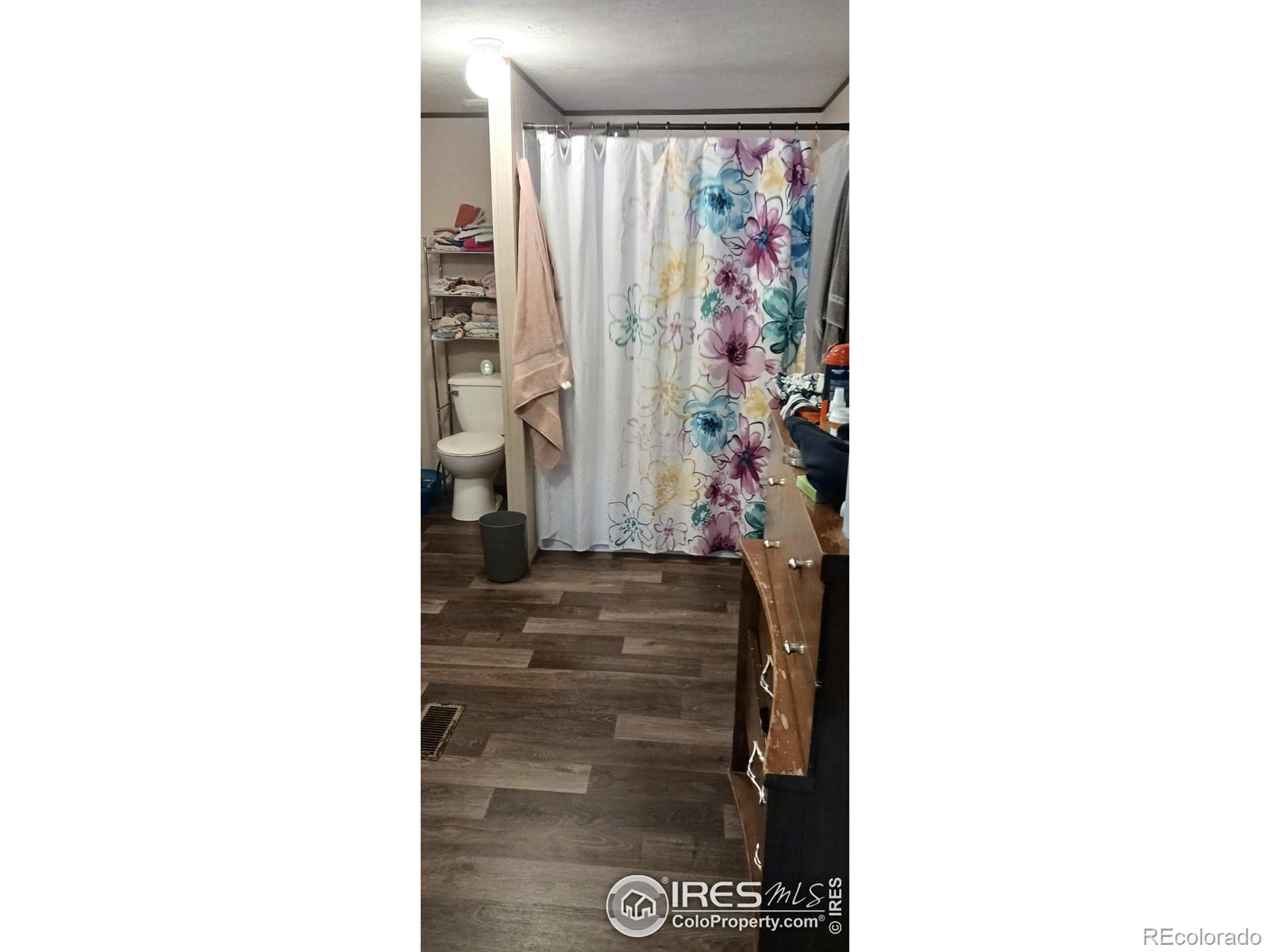 MLS Image #8 for 219  larch drive,log lane village, Colorado