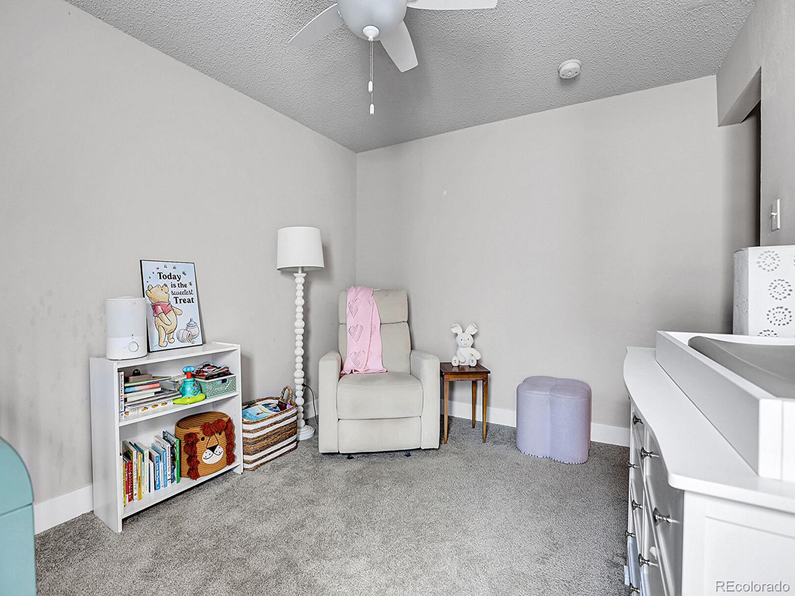 MLS Image #24 for 2895 s locust street,denver, Colorado