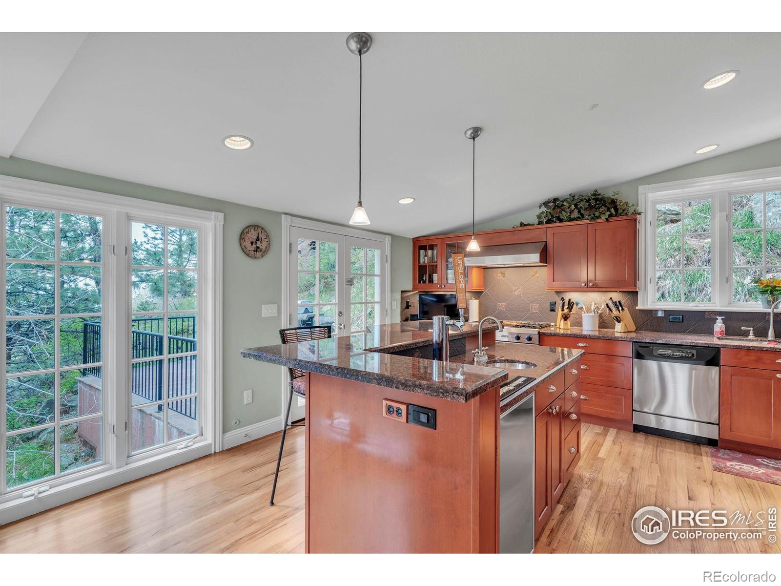 MLS Image #7 for 15  arrowleaf court,boulder, Colorado