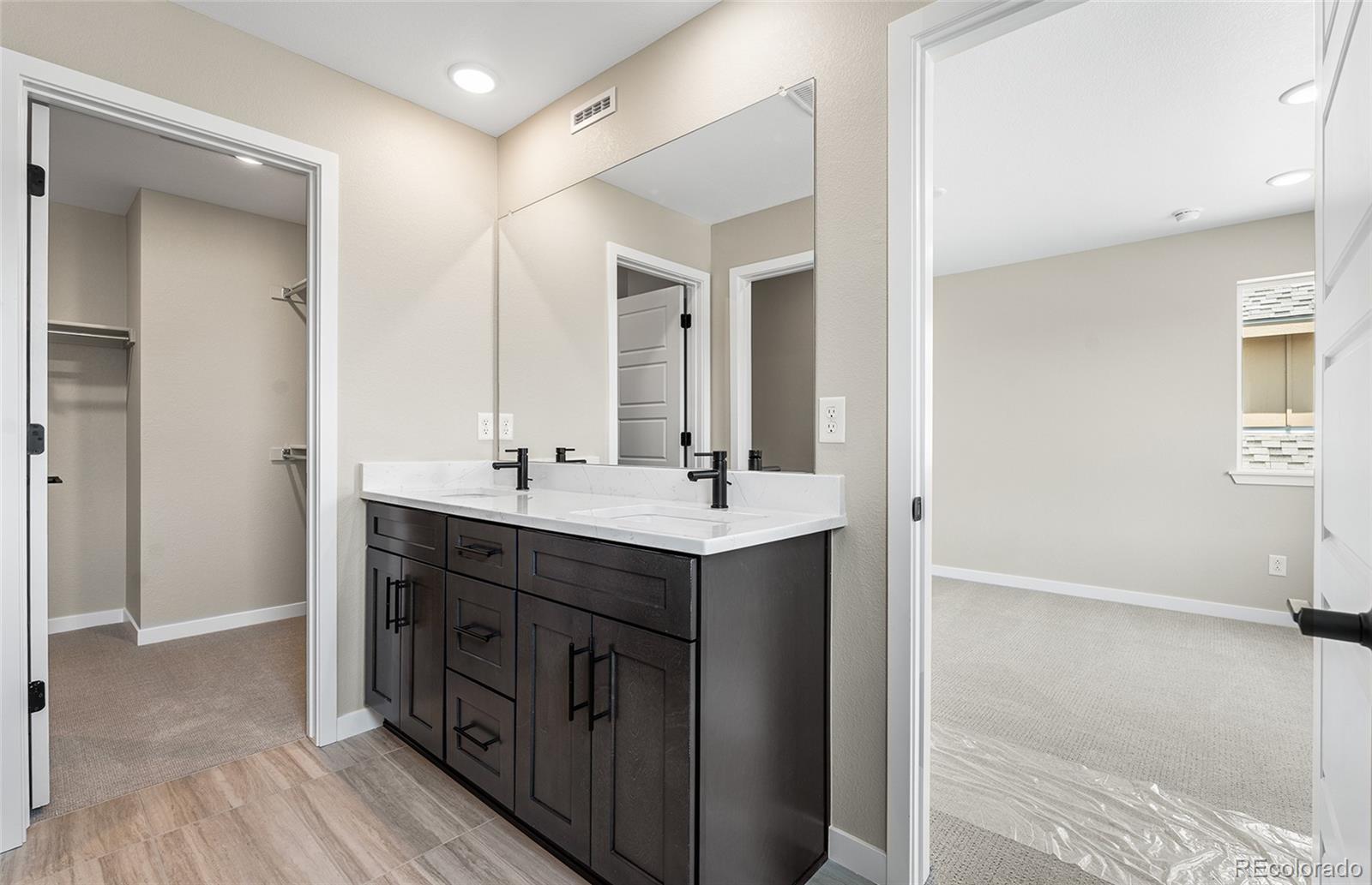 MLS Image #11 for 6217 n nepal street,aurora, Colorado