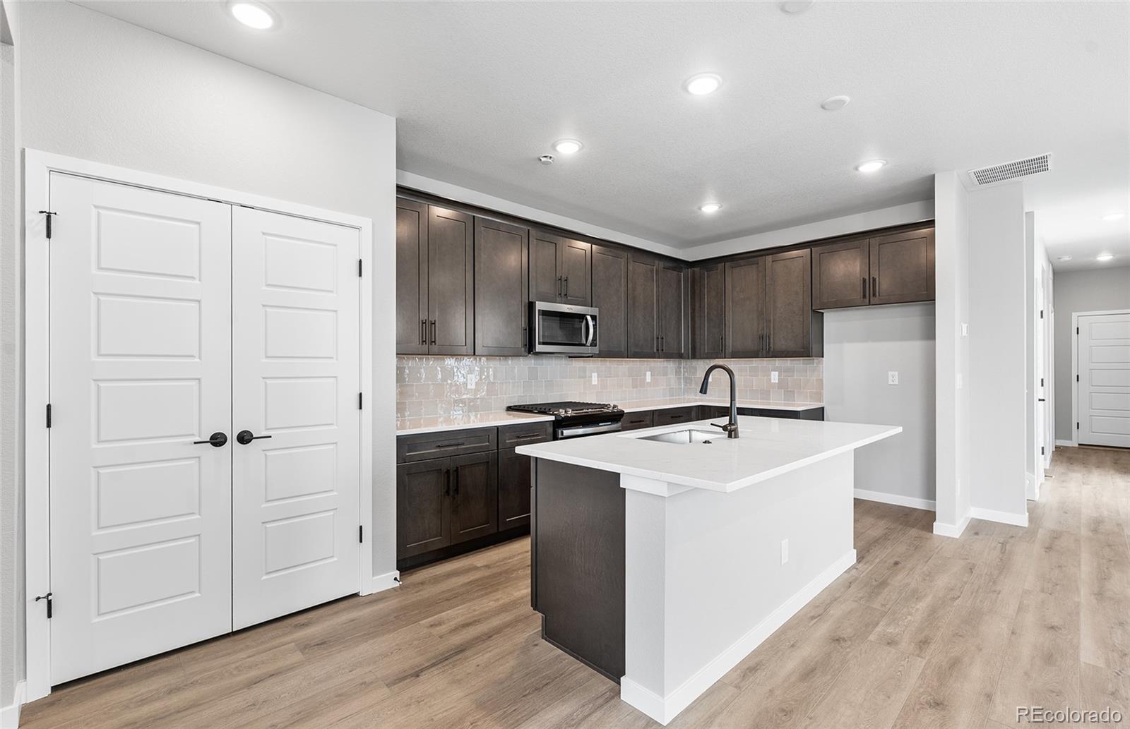 MLS Image #3 for 6217 n nepal street,aurora, Colorado
