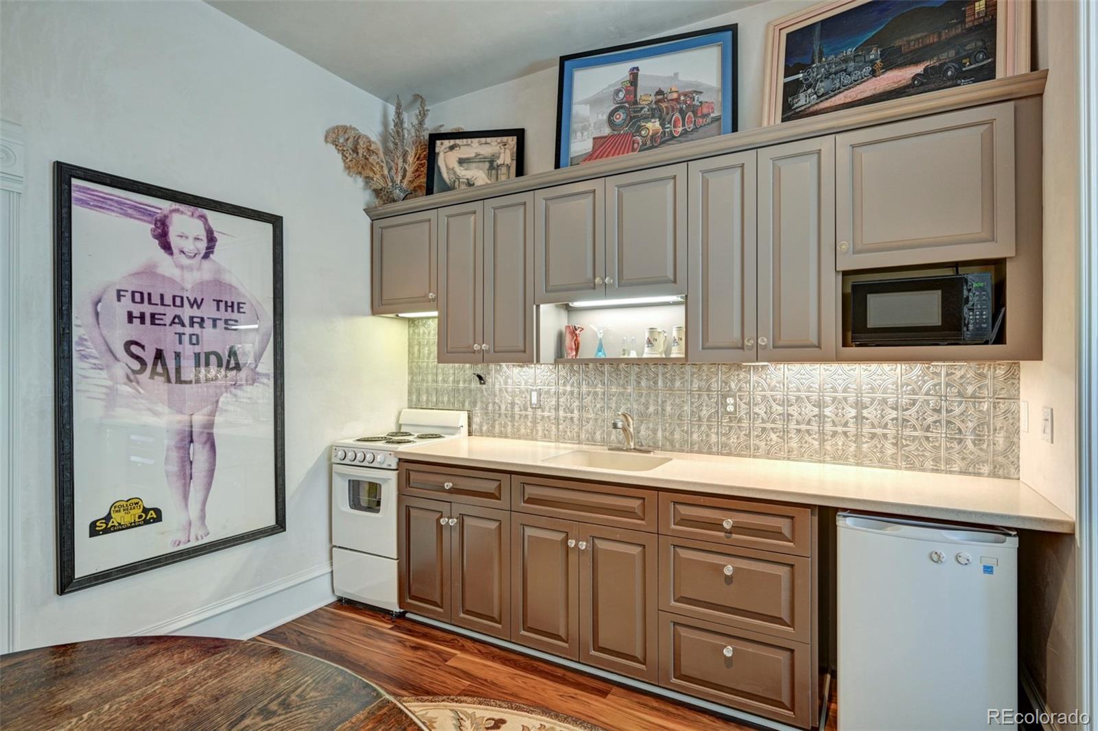 MLS Image #13 for 204 n f street,salida, Colorado