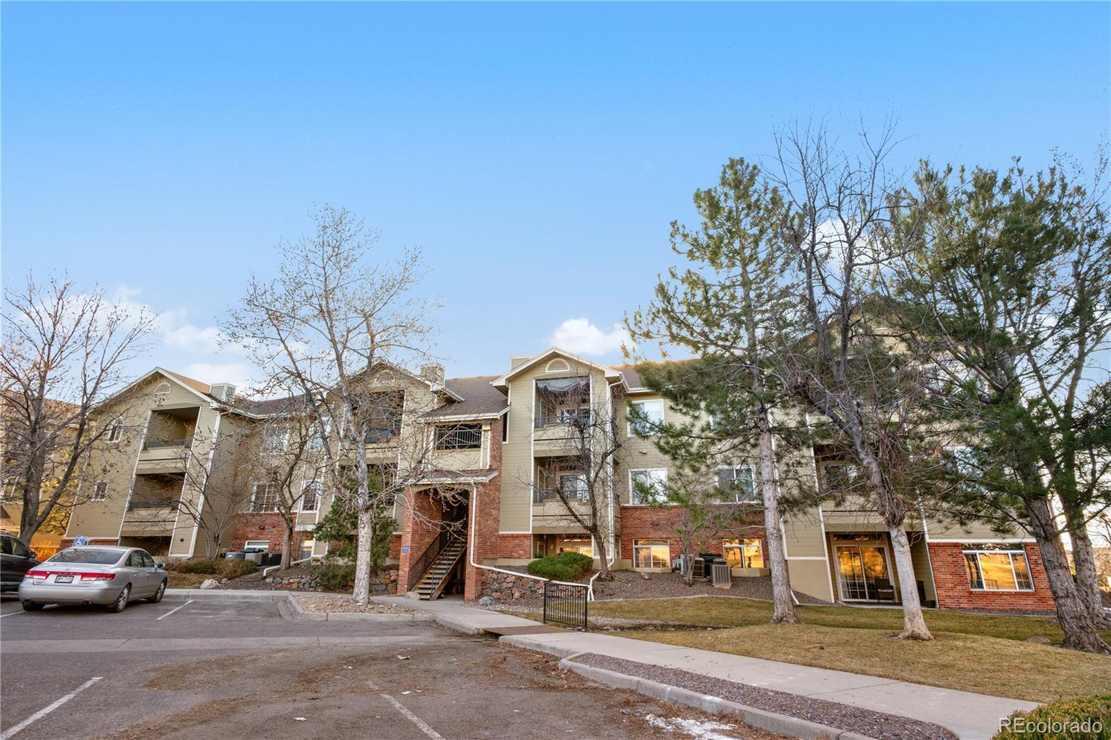 MLS Image #32 for 8422 s upham way,littleton, Colorado