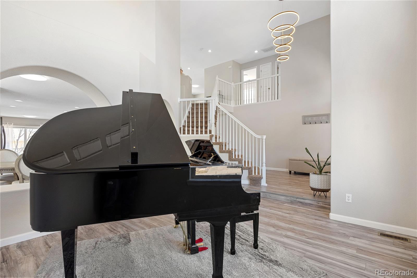 MLS Image #4 for 10058  glenstone circle,highlands ranch, Colorado