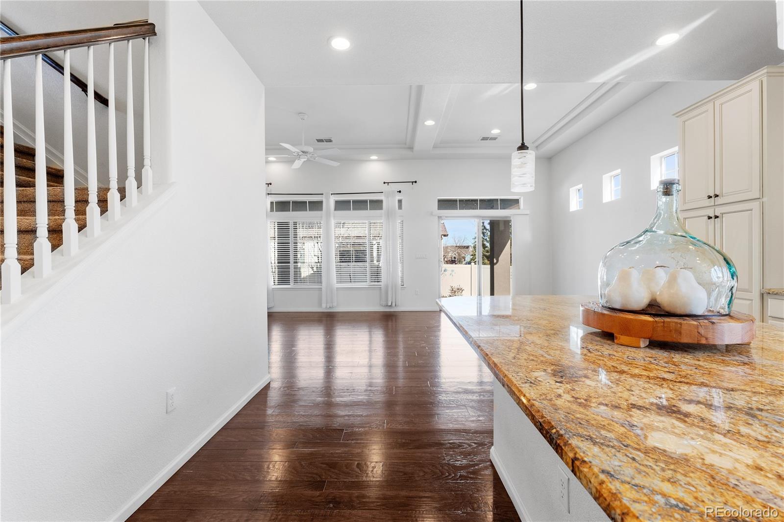 MLS Image #11 for 19543 e 54th avenue,denver, Colorado