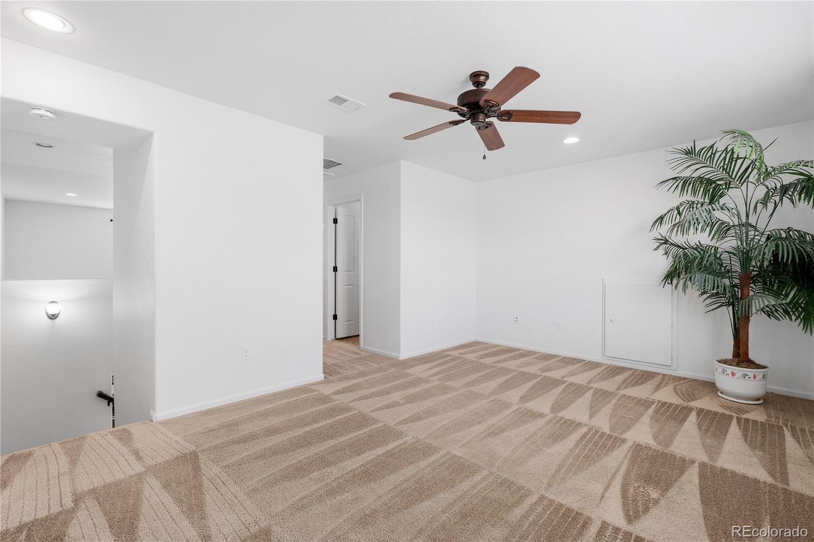 MLS Image #24 for 19543 e 54th avenue,denver, Colorado