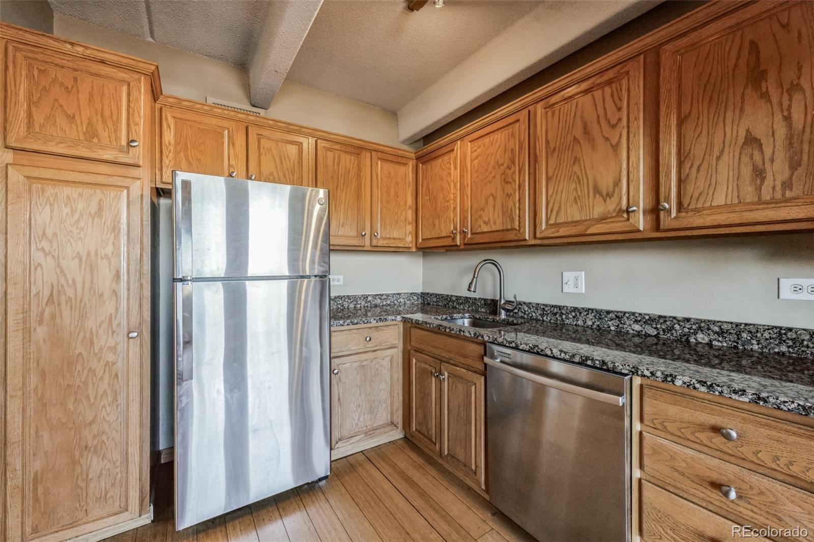 MLS Image #7 for 1441 n humboldt street 504,denver, Colorado