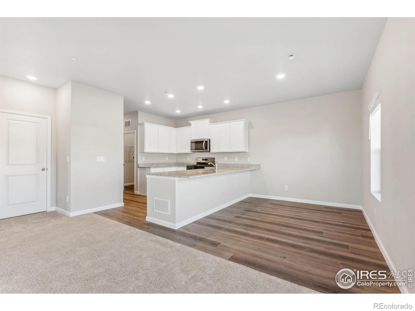 MLS Image #6 for 137  robin road,johnstown, Colorado
