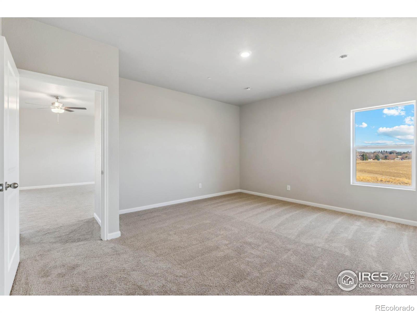 MLS Image #7 for 137  robin road,johnstown, Colorado