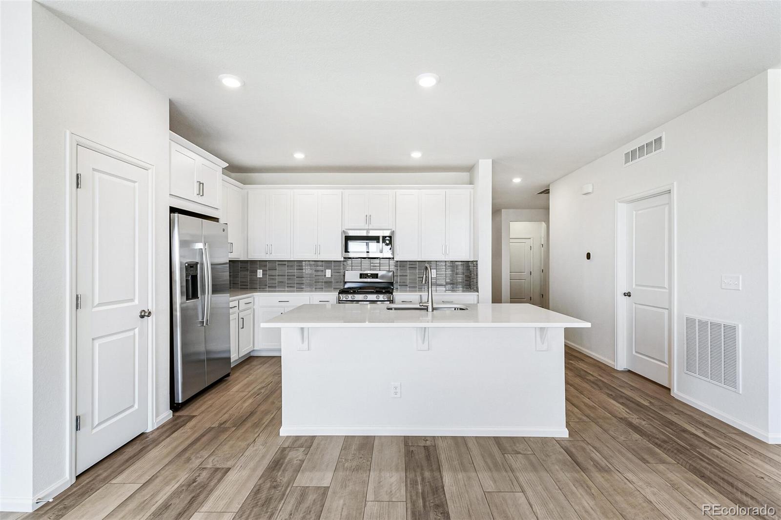 MLS Image #13 for 2098  peachleaf loop,castle rock, Colorado