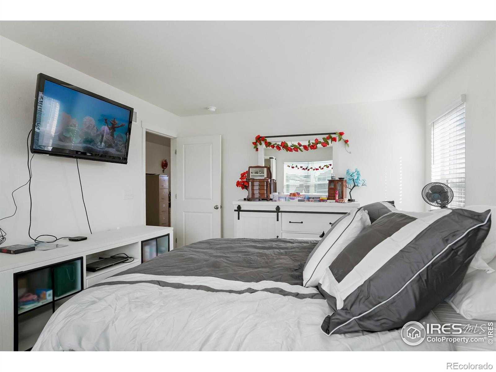 MLS Image #14 for 2372  mountain sky drive,fort lupton, Colorado