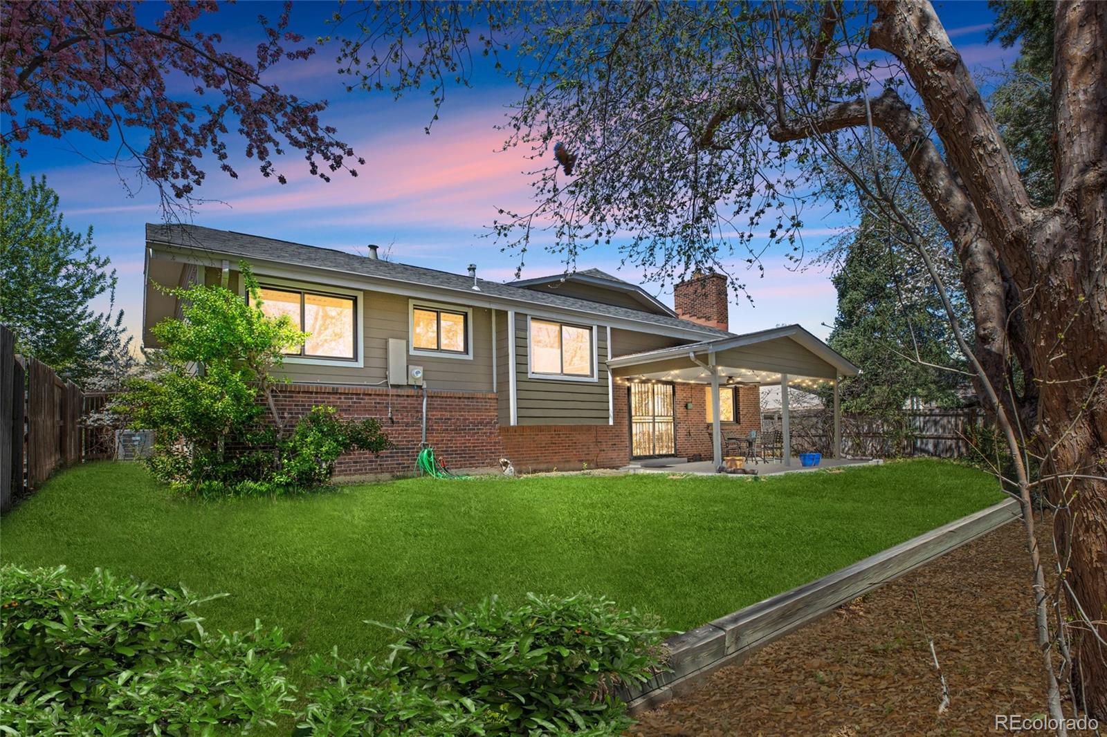 MLS Image #36 for 3970 s syracuse way,denver, Colorado