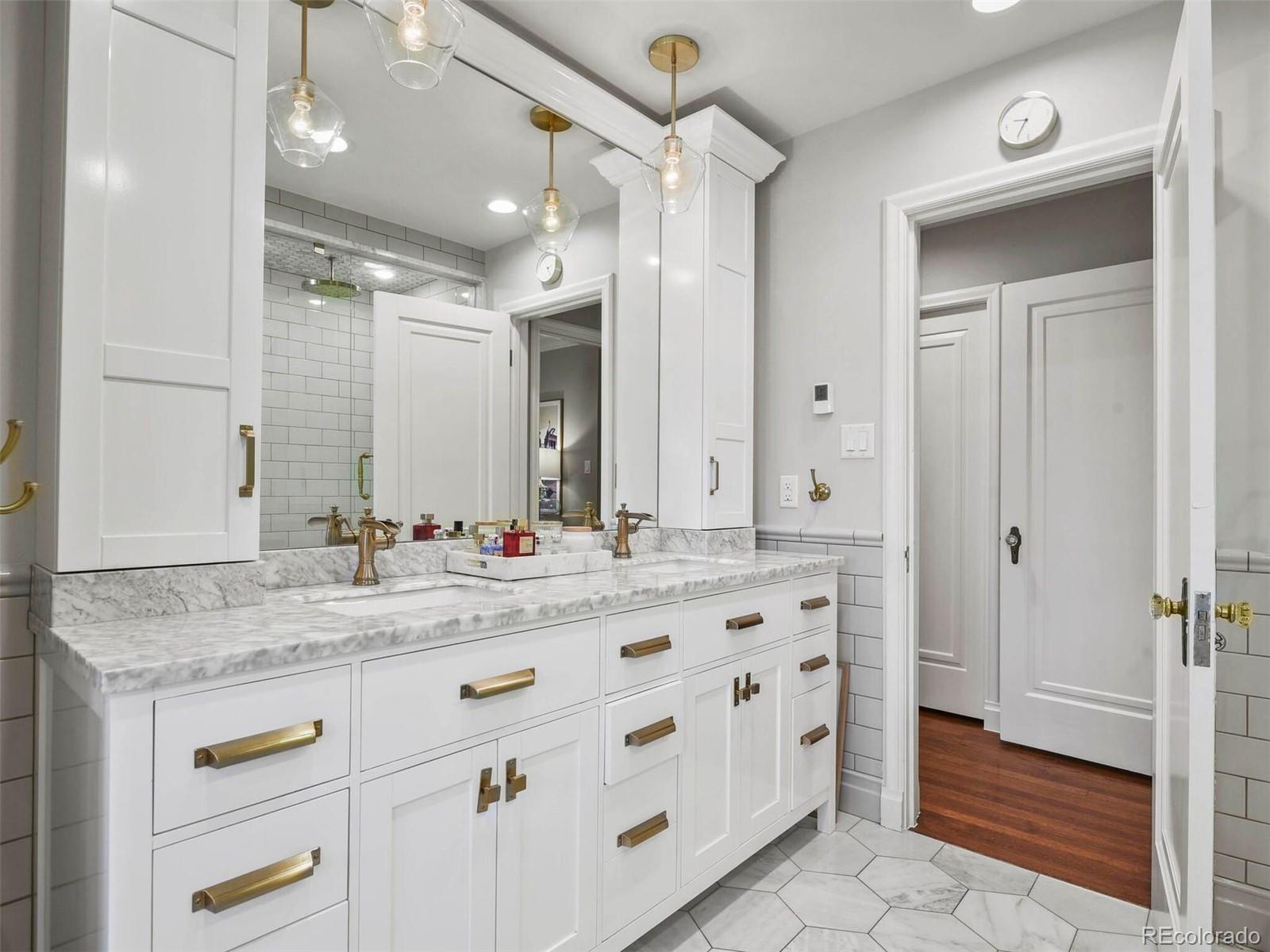 MLS Image #15 for 6330  montview boulevard,denver, Colorado