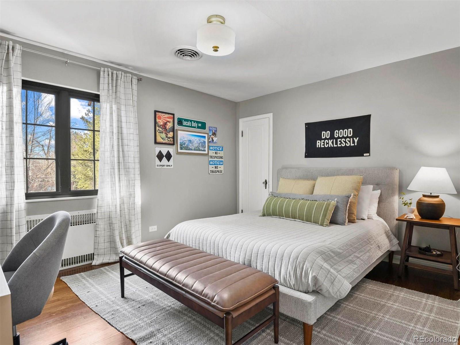 MLS Image #19 for 6330  montview boulevard,denver, Colorado
