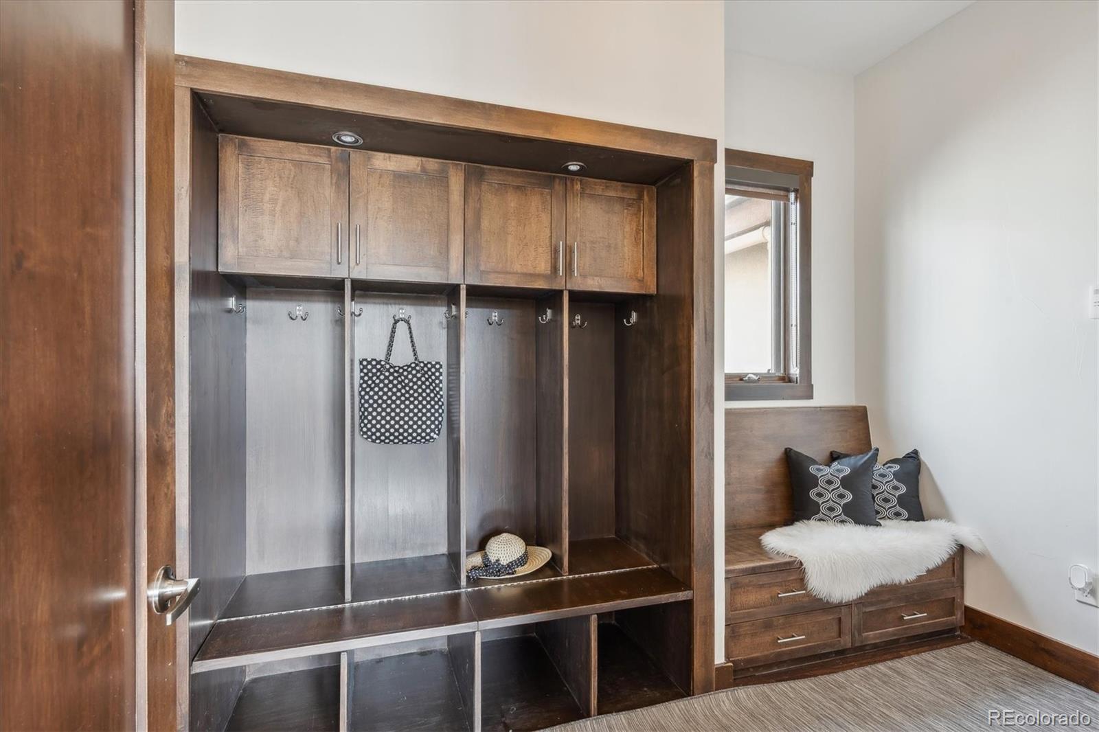 MLS Image #13 for 230  hudson street,denver, Colorado