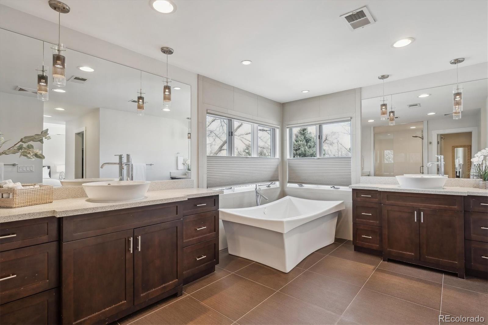 MLS Image #22 for 230  hudson street,denver, Colorado