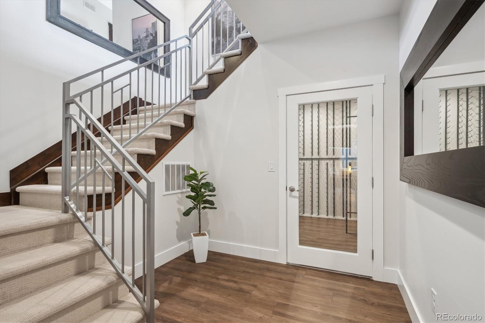 MLS Image #30 for 230  hudson street,denver, Colorado