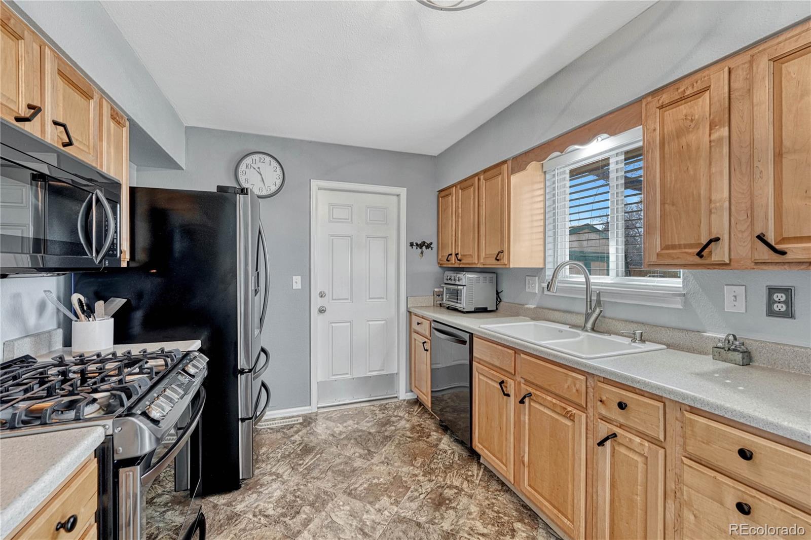 MLS Image #7 for 4879  escapardo way,colorado springs, Colorado
