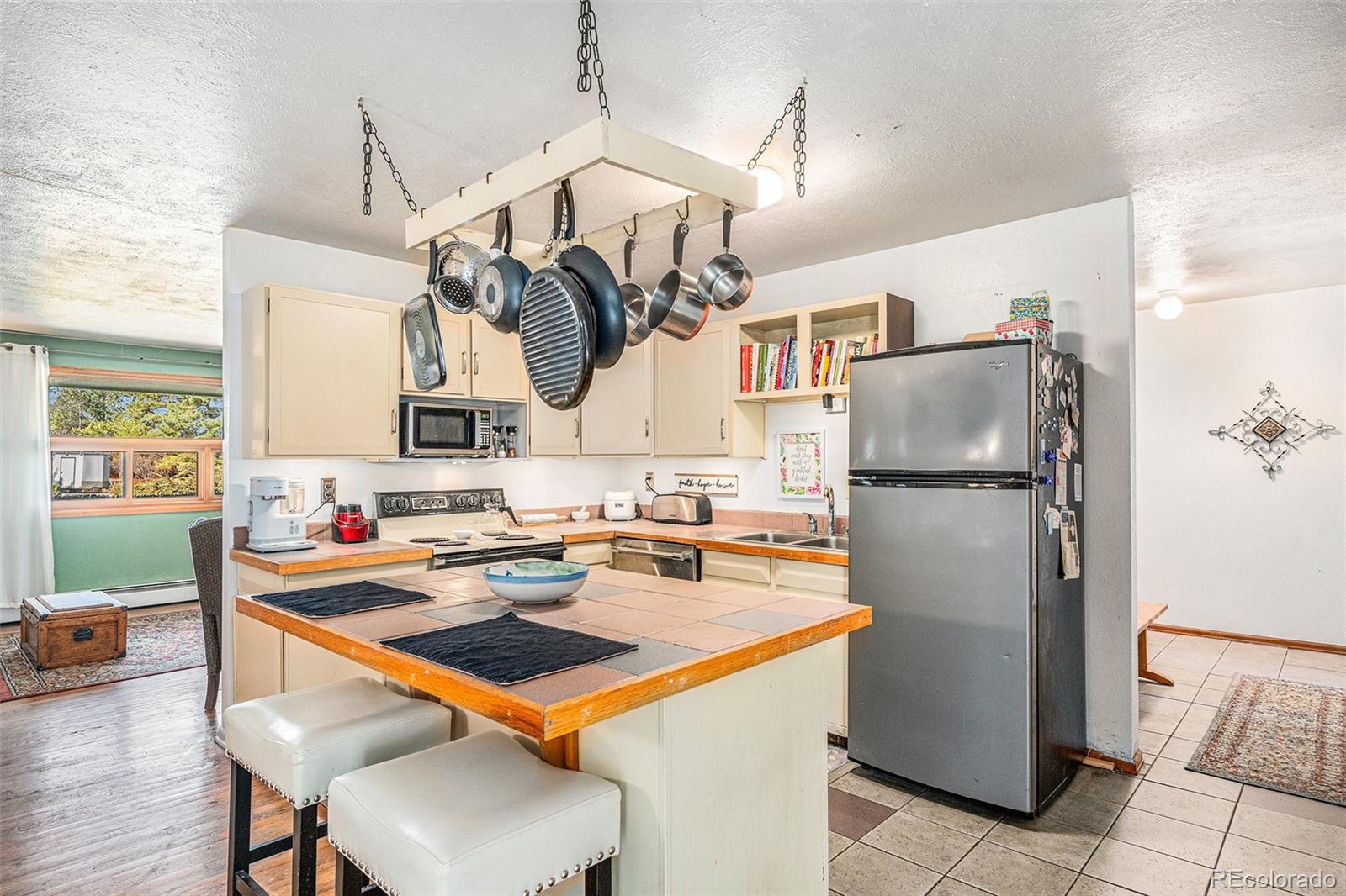 MLS Image #11 for 2208  champlain drive,boulder, Colorado