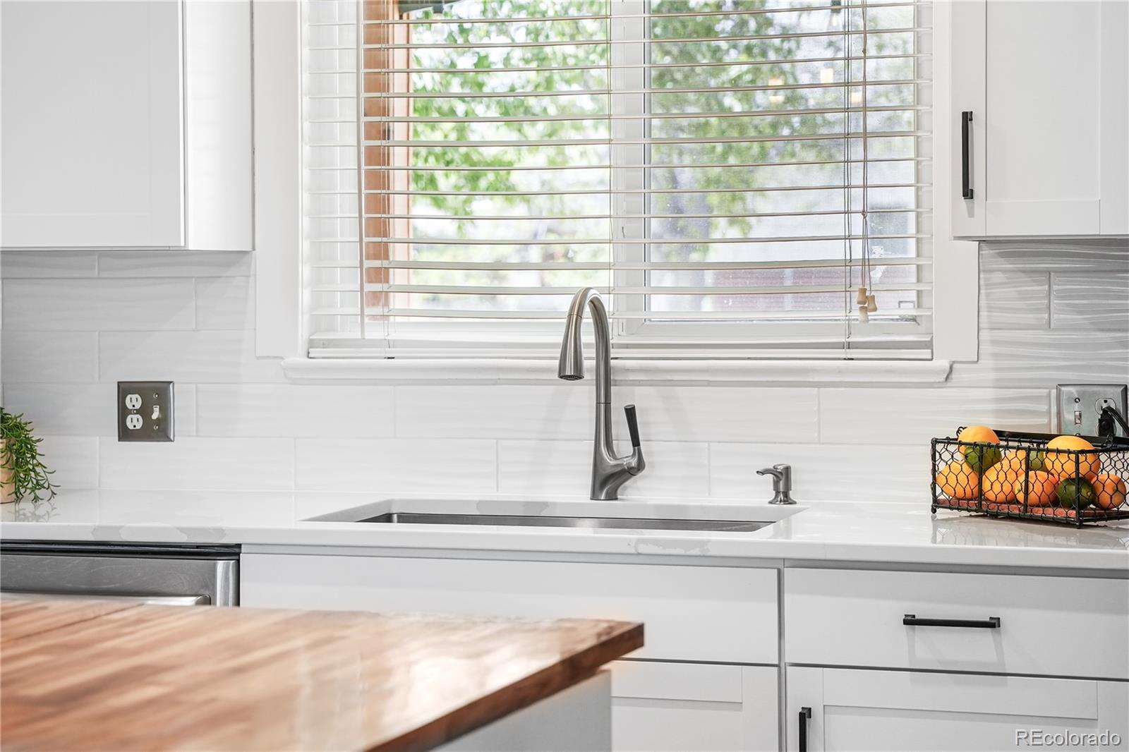 MLS Image #5 for 5886  urban street,arvada, Colorado