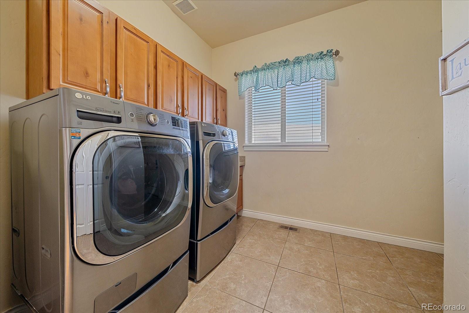 MLS Image #23 for 575  howling circle,elizabeth, Colorado