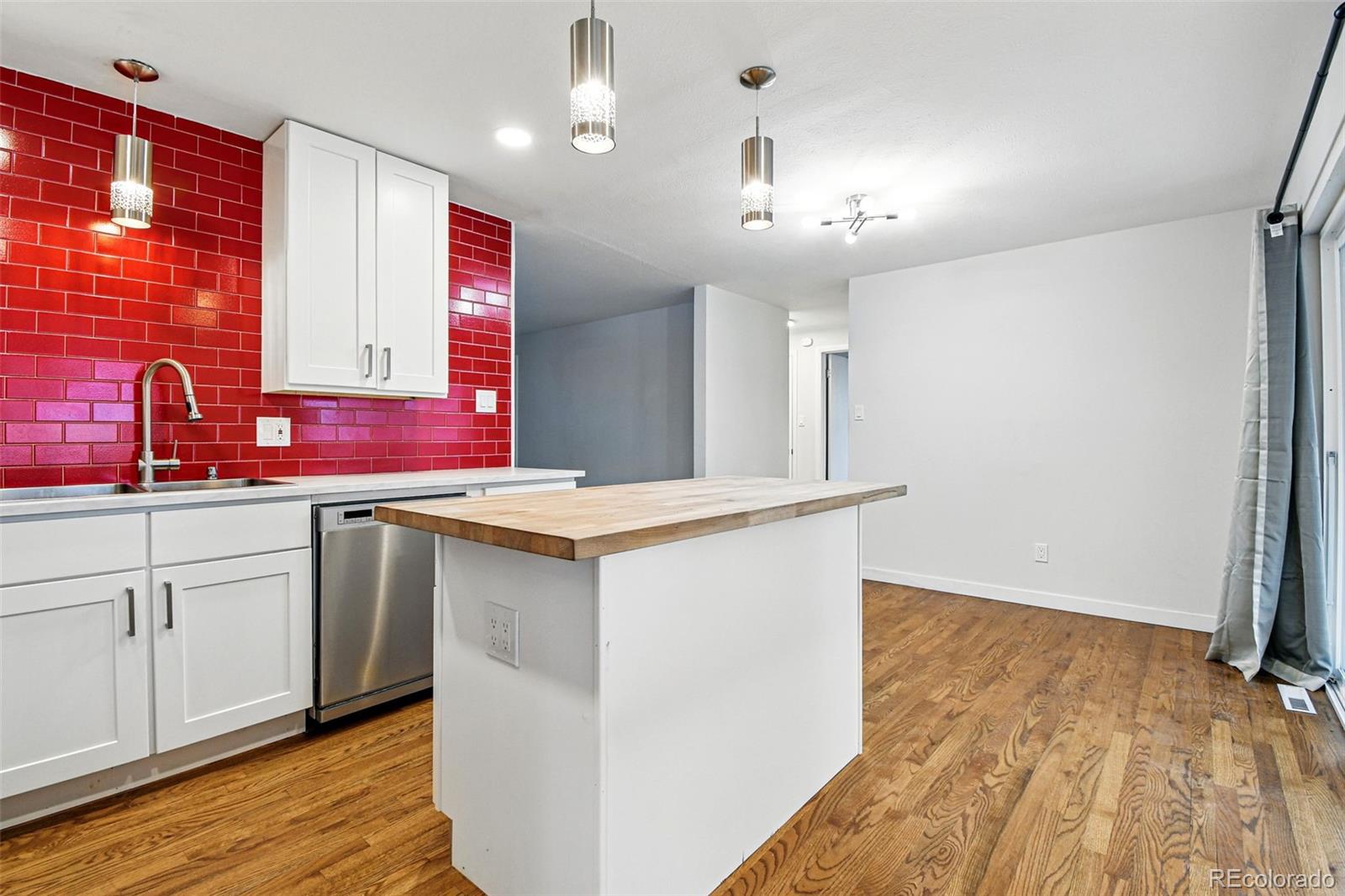 MLS Image #7 for 6948 w 70th avenue,arvada, Colorado