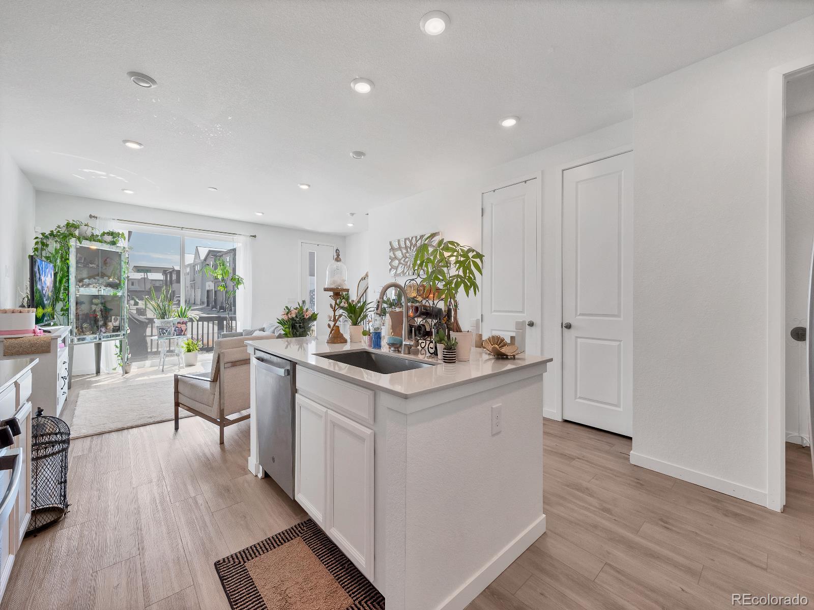 MLS Image #10 for 7346 w asbury drive,denver, Colorado
