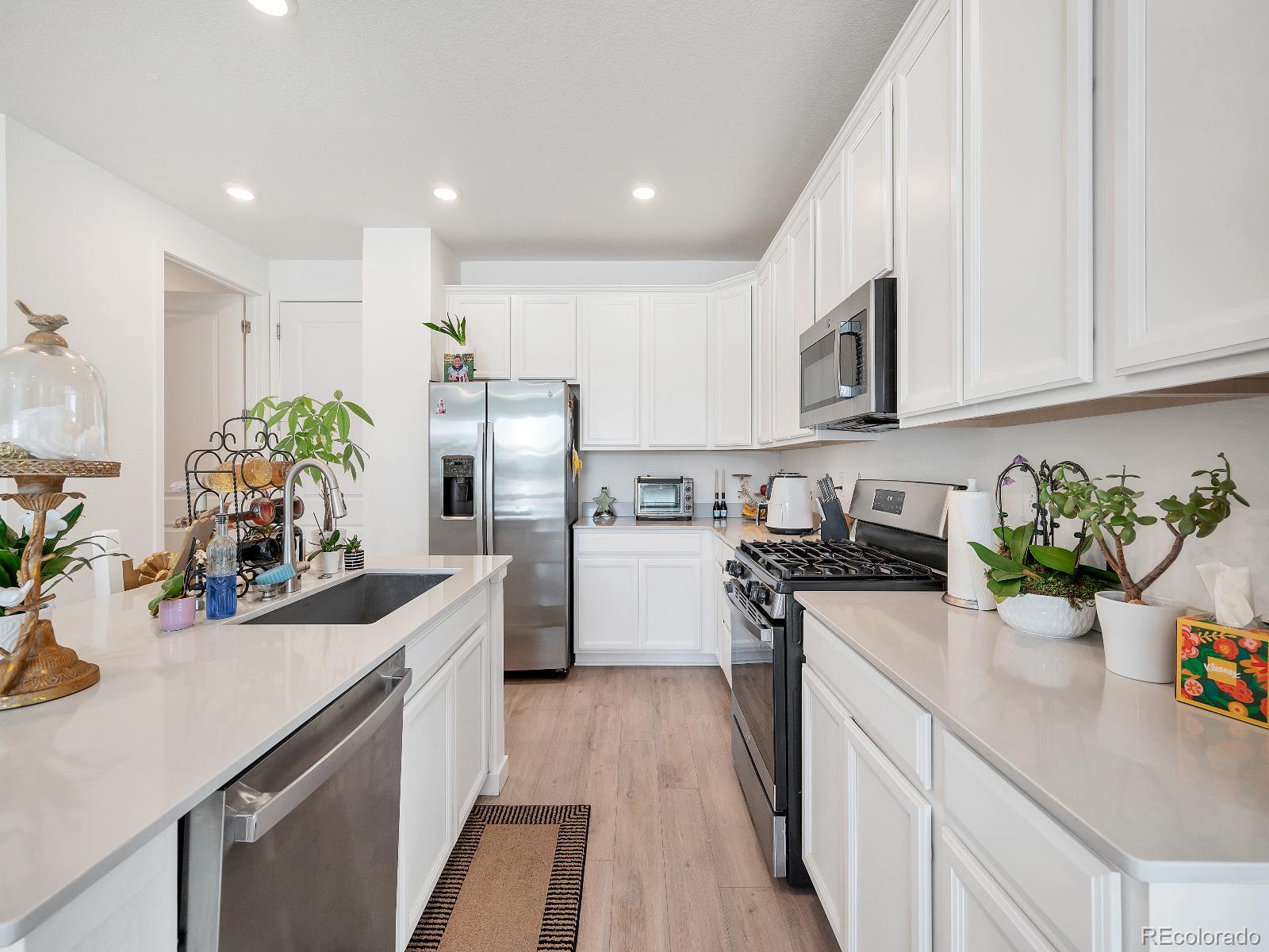 MLS Image #11 for 7346 w asbury drive,denver, Colorado
