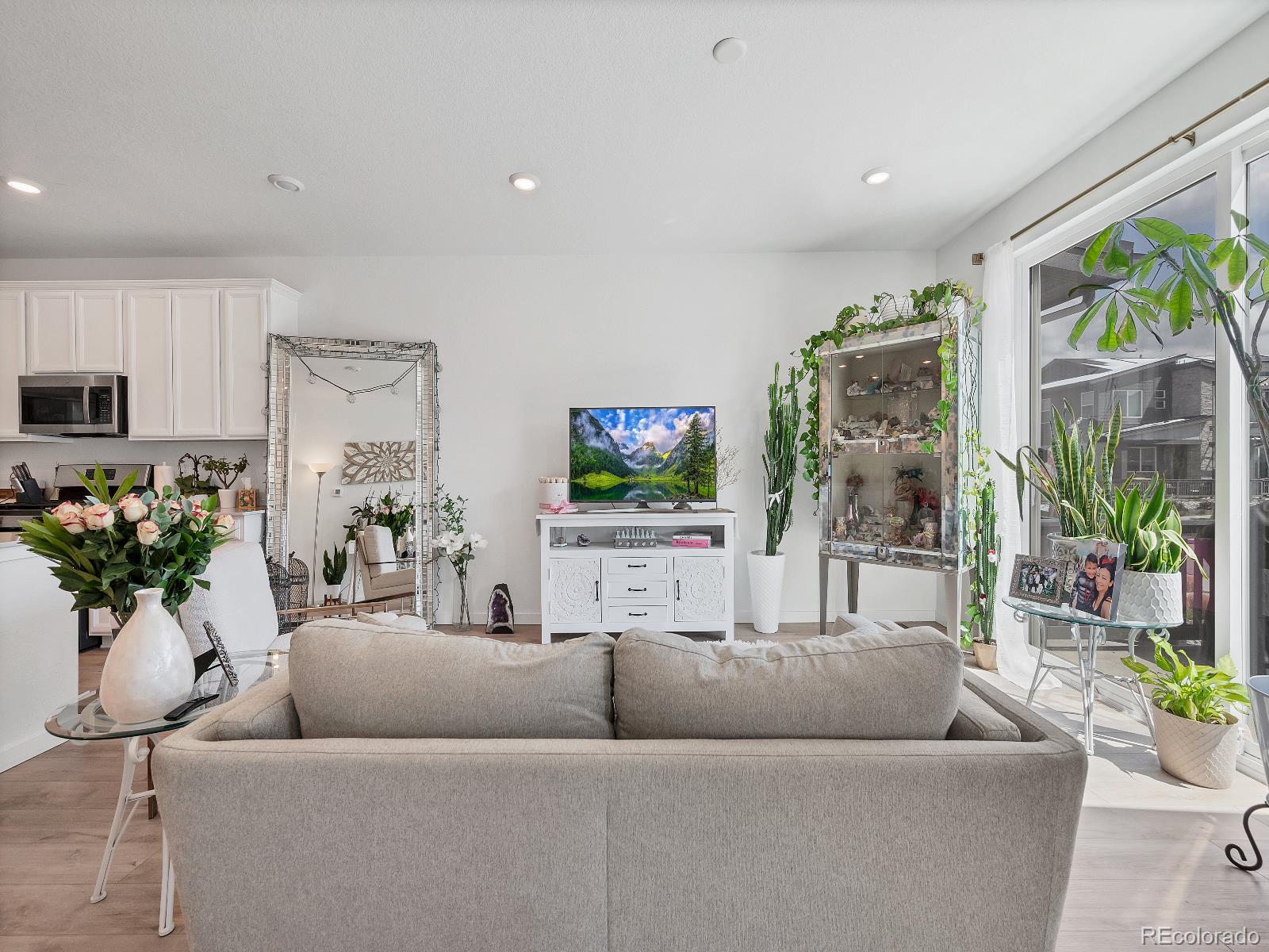 MLS Image #6 for 7346 w asbury drive,denver, Colorado