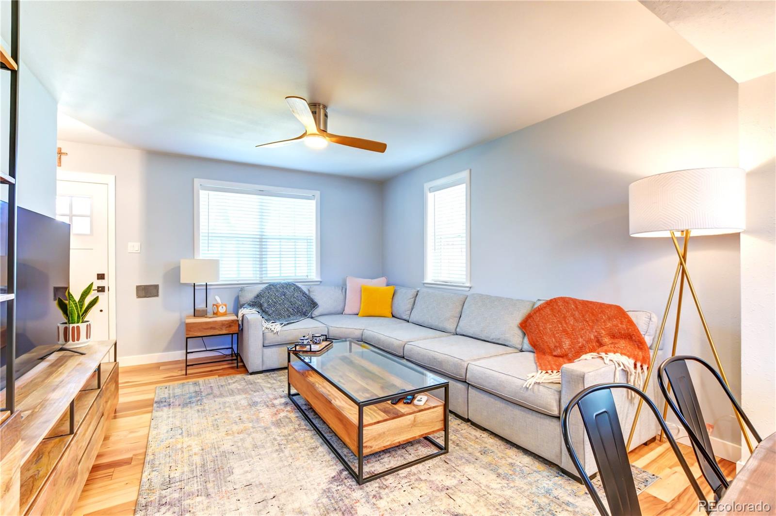 MLS Image #4 for 1245  leyden street,denver, Colorado