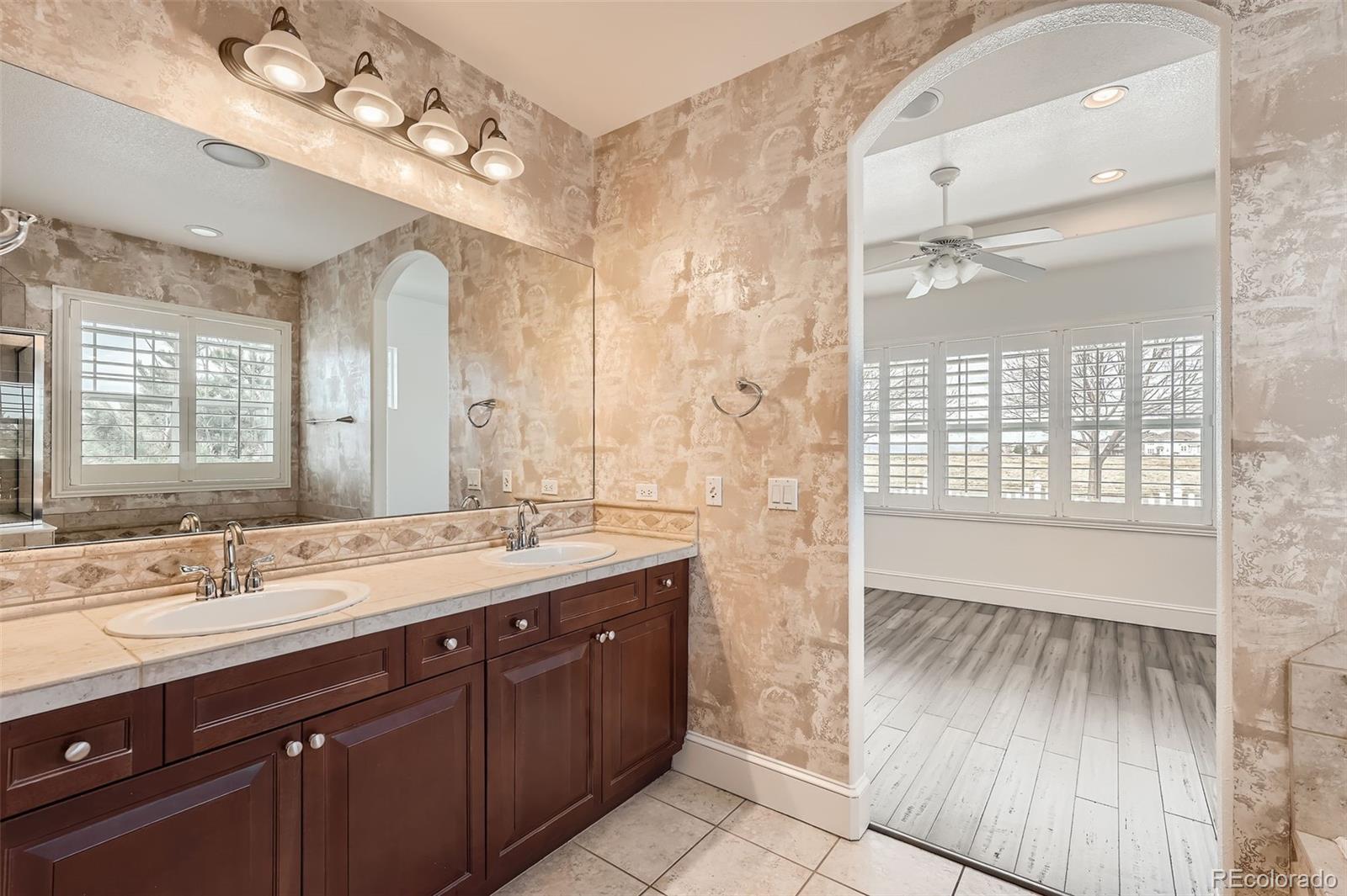 MLS Image #15 for 1260 s duquesne circle,aurora, Colorado