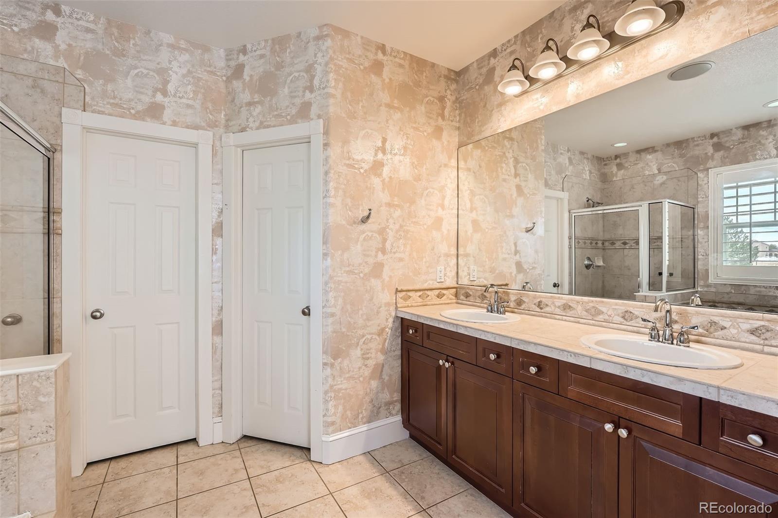 MLS Image #16 for 1260 s duquesne circle,aurora, Colorado